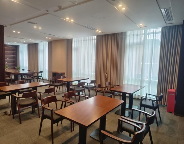 绵阳学院图书馆窗帘